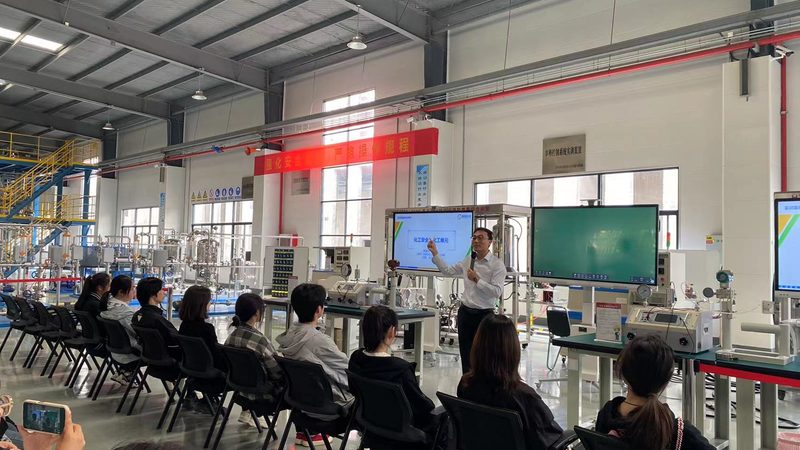 特种工程塑料：揭秘参数规格背后的关键**